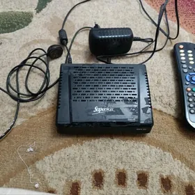 tuner SuperBOX kartaly