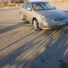Toyota Camry 2005