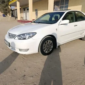 Toyota Camry 2005