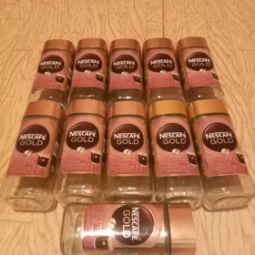 стеклянные банки.