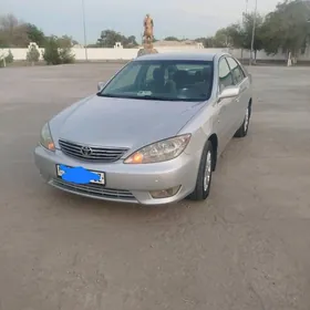 Toyota Camry 2005