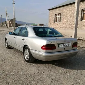 Mercedes-Benz E430 1999