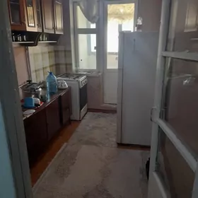 Продаётся квартира 4 комнаты