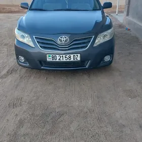 Toyota Camry 2010