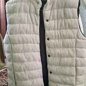 ŸENSIZ  БЕЗРУКАВКА