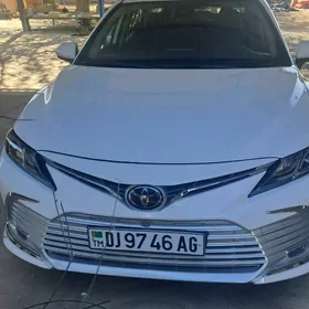 Toyota Camry 2022