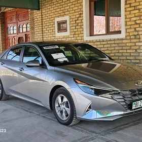 Hyundai Elantra 2021