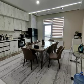 Подвойский 12/3 этаж 4 ком