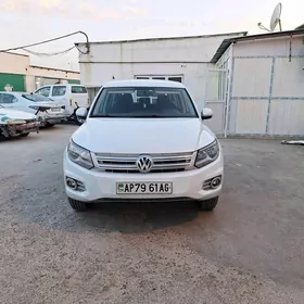 Volkswagen Tiguan 2012