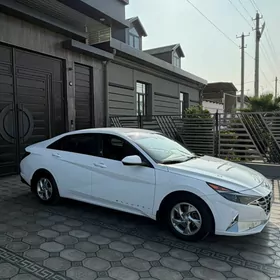 Hyundai Elantra 2021