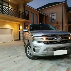 Ford Expedition 2023