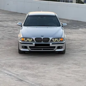BMW E39 2000