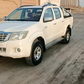 Toyota Hilux 2012