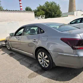 Hyundai Equus 2010