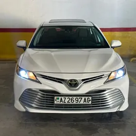 Toyota Camry 2020