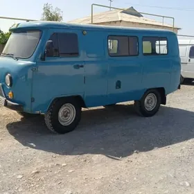 UAZ Profi 1999