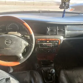 Opel Vectra 2000