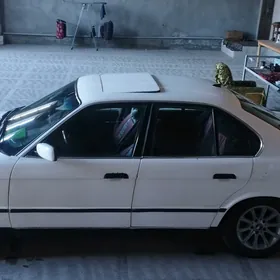 BMW 525 1990
