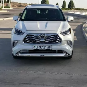 Toyota Highlander 2024