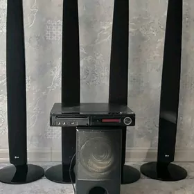 Домашний кинотеатр.