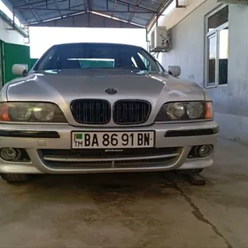 BMW E39 1998
