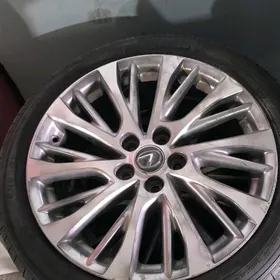 lexus esdiska 2nji klasynky