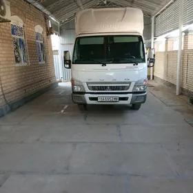 Mitsubishi Canter 2013