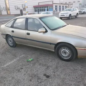 Opel Vectra 1989