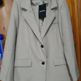 Классический костюм