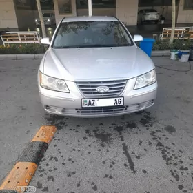 Hyundai Sonata 2010