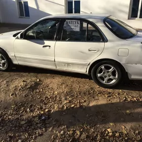 Hyundai Elantra 1998