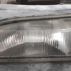 Corolla fara 95-96 madelyñky