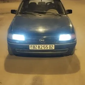 Opel Astra 1992