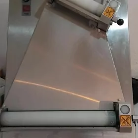 Hamyr ýaýan aparat