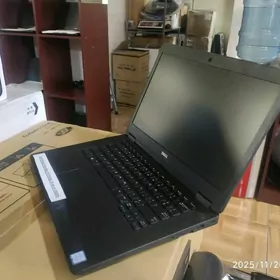 Noutbook Dell i5 6 pokoleniya