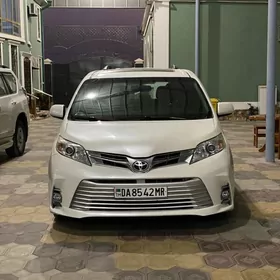 Toyota Sienna 2018