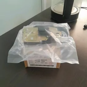 Avalon 01-04 bagaž zamok