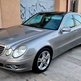 Mercedes-Benz E300 2009