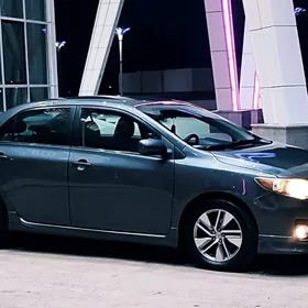 Toyota Corolla 2011