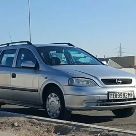 Opel Astra 2000