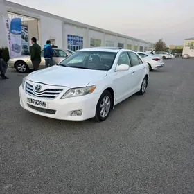 Toyota Camry 2010