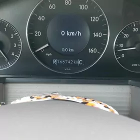 Mercedes-Benz E350 2007