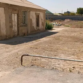 40-ýyllyk satlyk ýer