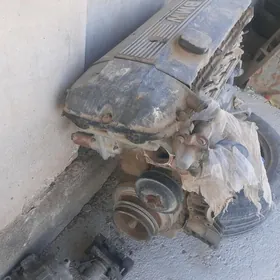 BMW motor(двигатель)