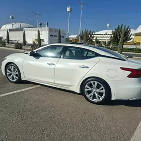 Nissan Maxima 2018
