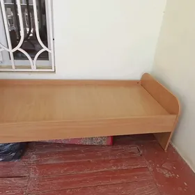 mebel cagalar ucin krowat