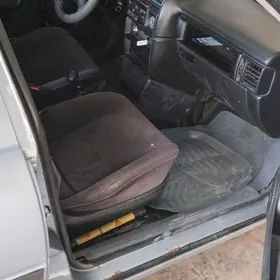 Opel Vectra 1990