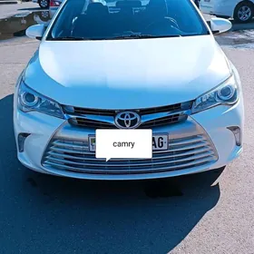 Toyota Camry 2017