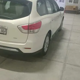 Nissan Pathfinder 2016