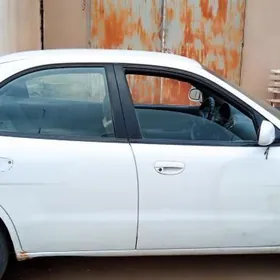 Daewoo Nubira 1999